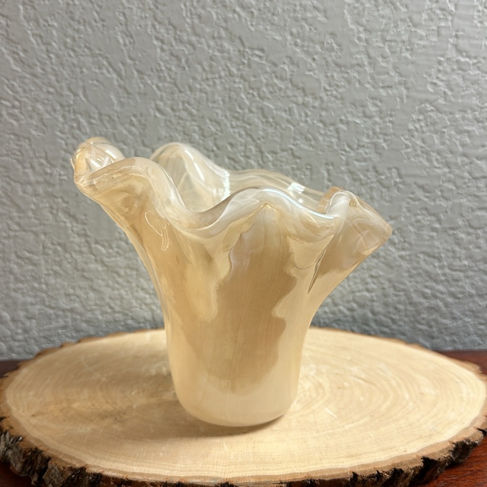 Murano Italy handblown glass vase new with tag, opalescence Vase Bowl